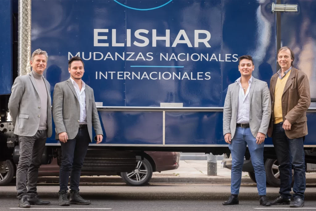 Equipo de Elishar Mudanzas Internacionales